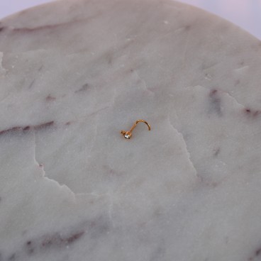 Piercing nez tire-bouchon zircon