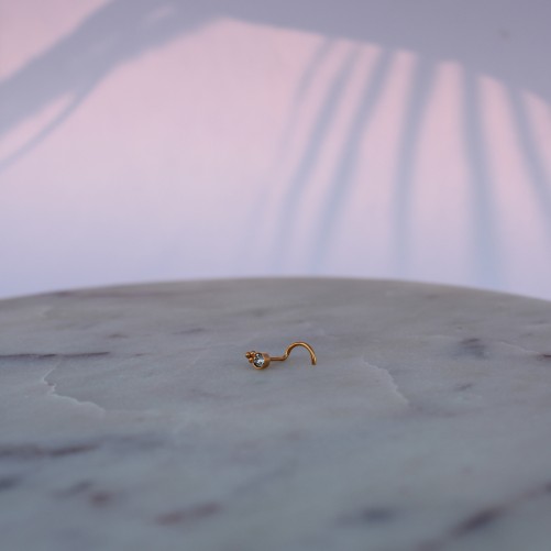 Piercing nez tire-bouchon zircon