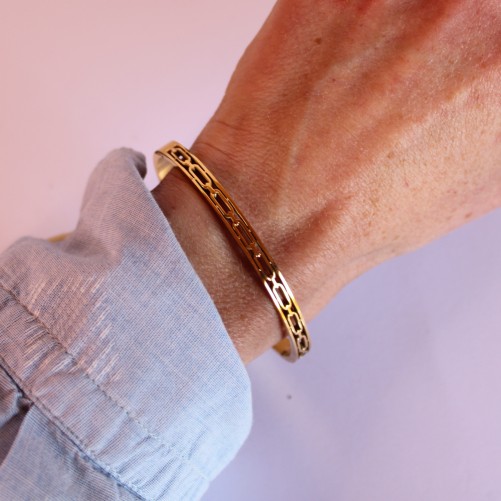 Bracelet jonc ajouré